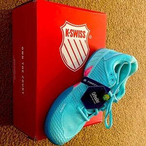 K Swiss express light  pickleball or tennis  court shoe 8.5 NWT new in box